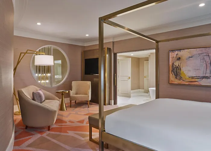 Best Hotels in Downtown Dallas
